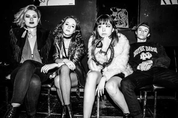 The Regrettes – A Living Human Girl