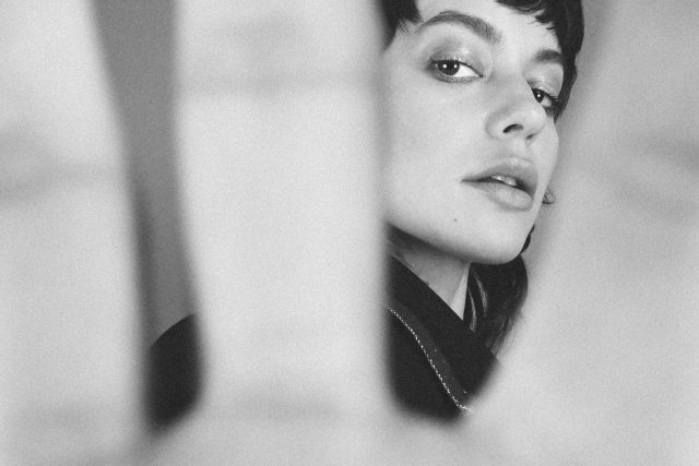 Meg Myers – Running Up That Hill