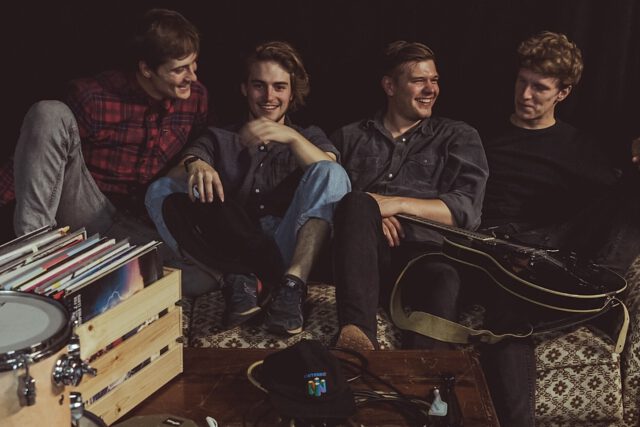 Eagle and the Men – Cold