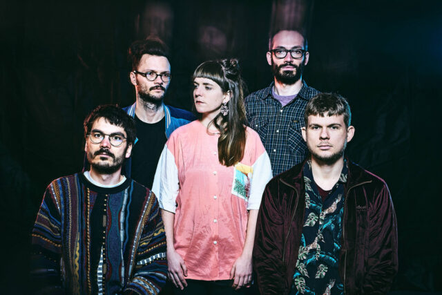 Elephants On Tape – Electrons