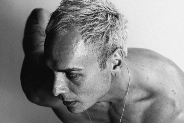 Sam Himself – What It’s Worth