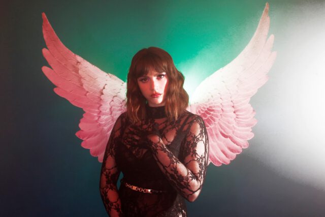 Sofia Portanet – Unstoppable