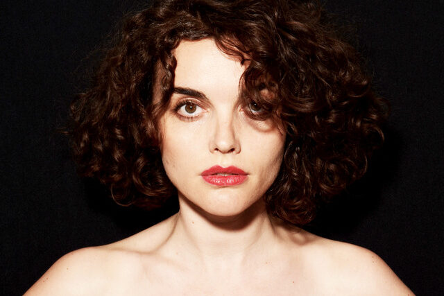 Maria De Val – Keep Coming Back