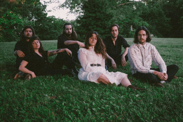 Sungaze – House on the Hill