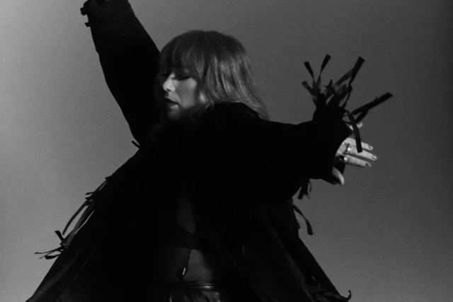 Ruby Jones – Not Mine