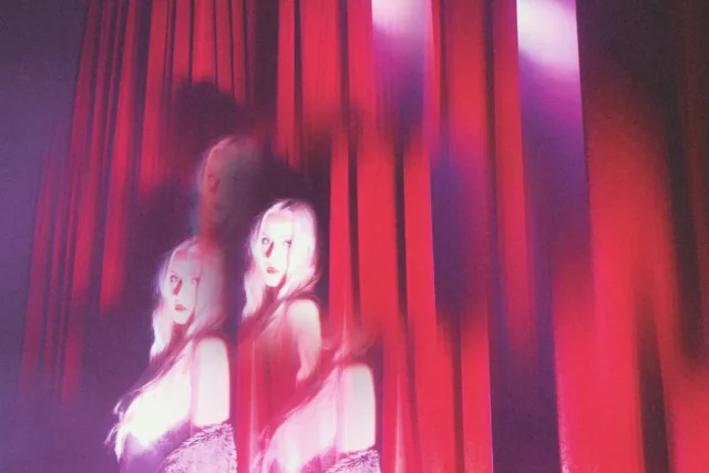 soft siren – When Morning Comes Around