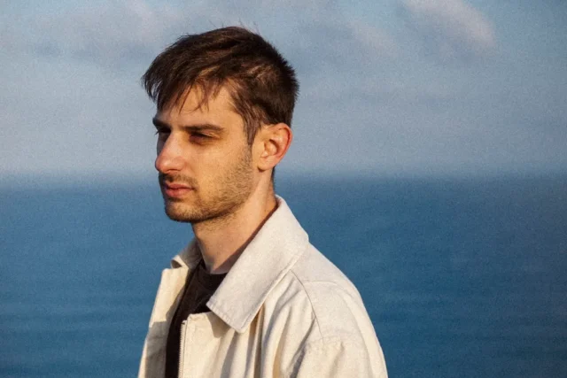 Lior Holzman – Don’t Belong