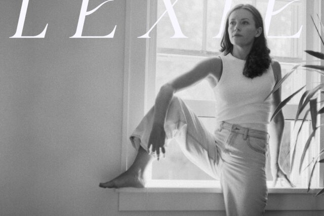 Lexie – Swimming