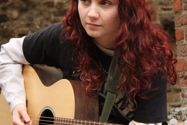 Grace Cope – Kept It All Inside